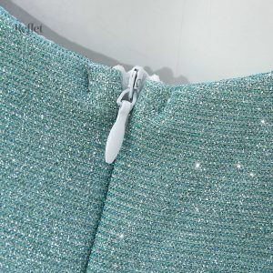 Robe de conte de fées verte avec design classique et raffiné