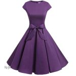 Robe vintage chic à taille cintrée des années 30