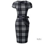 Robe droite vintage des années 60 avec style intemporel