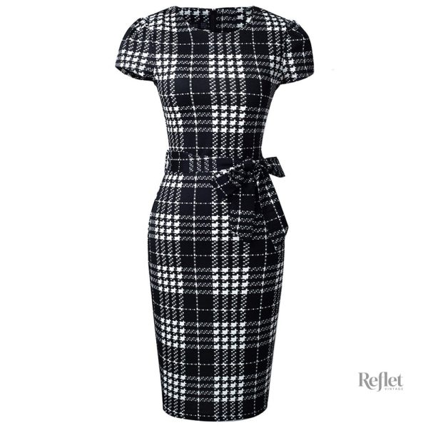 Robe droite vintage des années 60 avec style intemporel