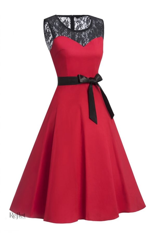 Mode années 60 : robe rouge classique