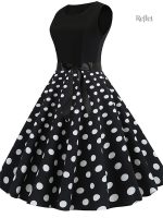 Robe années 60, coupe flatteuse et séduisante