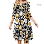 Robe à motifs floraux années 70 abordable