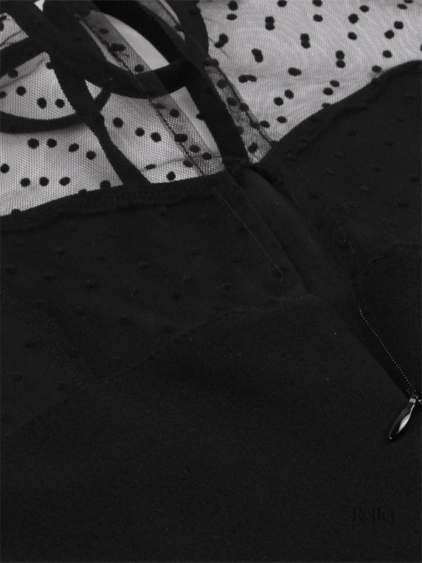 Robe 60s à taille cintrée et jupe évasée