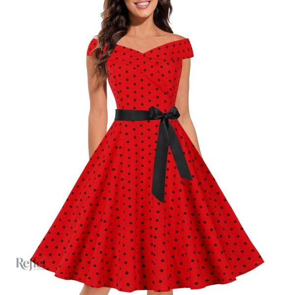 Robe années 60, coupe cintrée et jupe évasée, look rétro