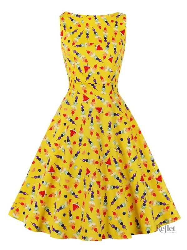 Modèle rétro de robe années 50, chic et féminin