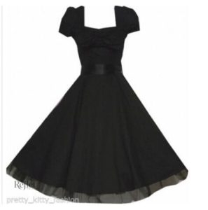Robe de bal pin-up années 50, motifs colorés