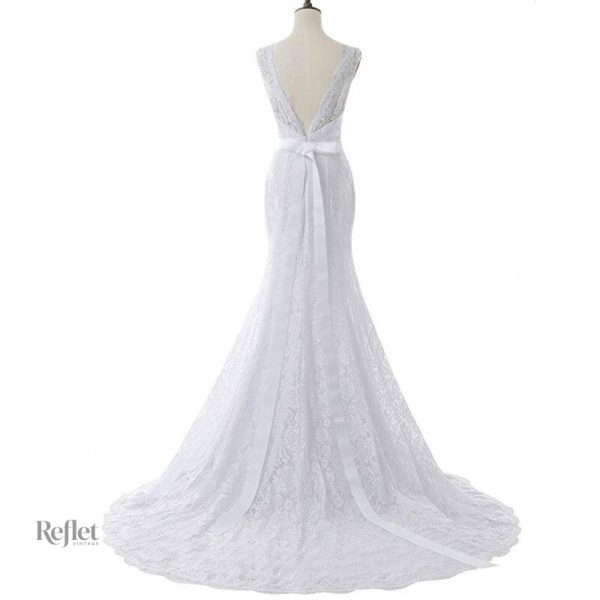 Robe de mariée en dentelle pour un look royal