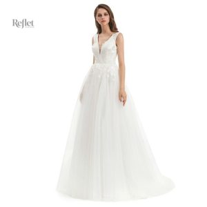 Robe de mariée avec corsage ajusté et volants