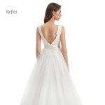 Robe de mariée princesse ornée de dentelle délicate