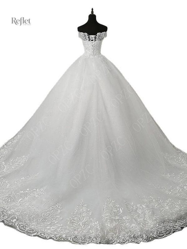 Variété de robes de mariée princesses à prix abordable, séduisantes