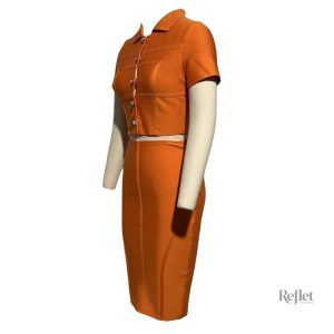 Vêtement classique des années 60, robe droite intemporelle
