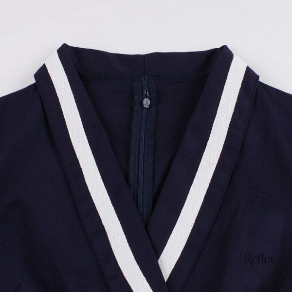Robe courte années 60, look chic et intemporel