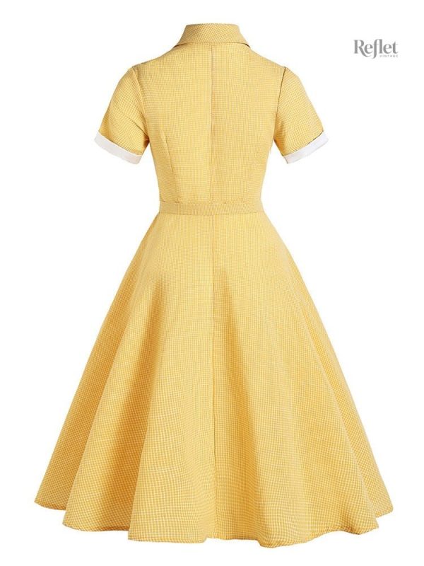 Robe vintage 60's, alliant charme et authenticité intemporelle