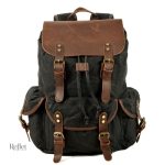 Un sac à dos en cuir au charme ancien