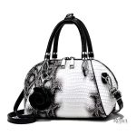 Sac à main vintage croco femme élégant et stylé