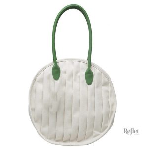 Accessoire de mode vintage, parfait pour toutes occasions