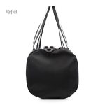 Sac de sport noir léger pour un transport facile