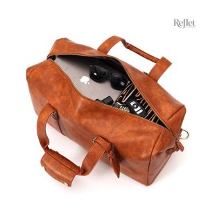 Sac de sport en cuir au style rétro, idéal pour les activités