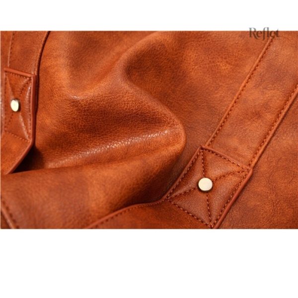Accessoire de sport en cuir vintage, robuste et stylé
