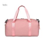 Sac de sport rose vintage, parfait pour les activités en extérieur