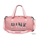 Sac de sport rose au design intemporel, idéal pour le fitness
