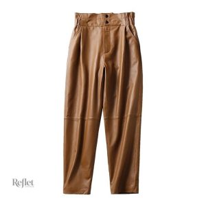 Vêtement féminin vintage, pantalon noir élégant et décontracté