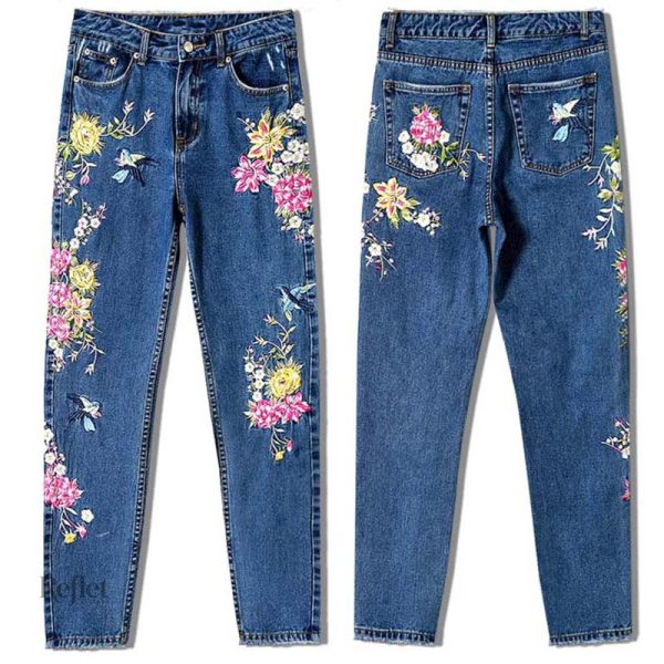 Pantalon vintage femme, allié idéal pour le printemps
