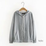 Pull à capuche femme tendance rétro
