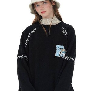 Sweat à capuche style baseball pour un look décontracté