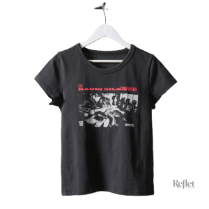 T-shirt femme à motif vintage, idéal pour un look décontracté