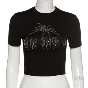 T-shirt femme rouge avec un design classique