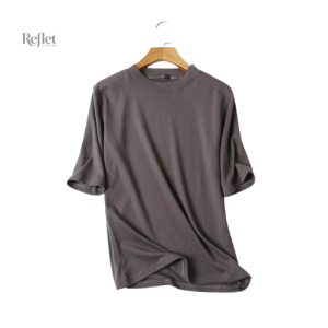 T-shirt vintage femme au style rétro élégant