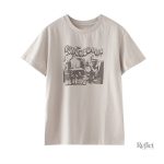 T-shirt vintage oversize femme en design décontracté