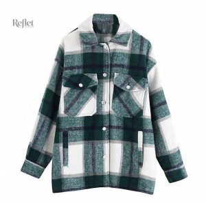 Veste vintage à carreaux pour un look rétro