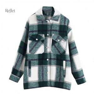 Veste vintage à carreaux pour un look rétro
