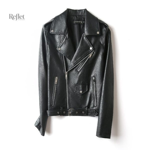 Veste femme en cuir, look rétro inspiré moto