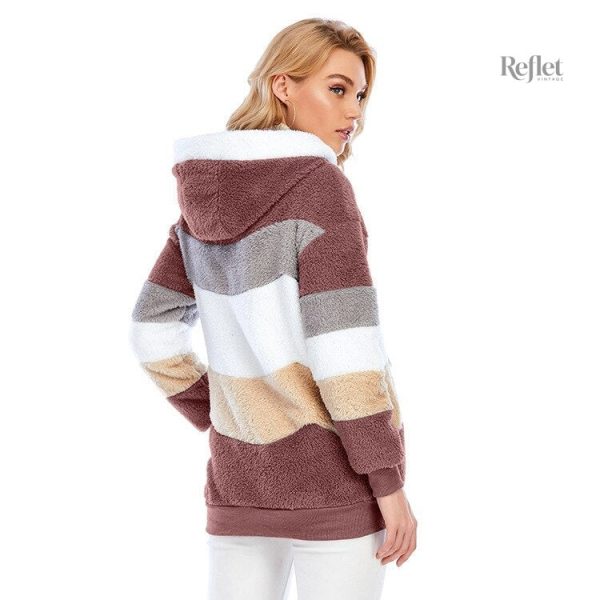 Veste femme avec look d'époque pour l'hiver