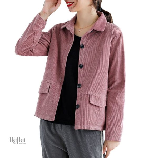 Veste femme avec design vintage et col distinctif