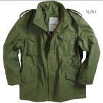 Style vintage avec accents militaires