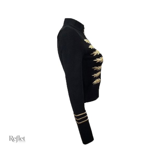 Élégante veste tailleur femme au design classique