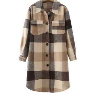 Veste vintage à carreaux femme élégante et tendance