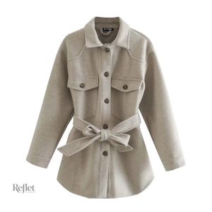 Veste vintage femme, design rétro et chic pour toutes occasions