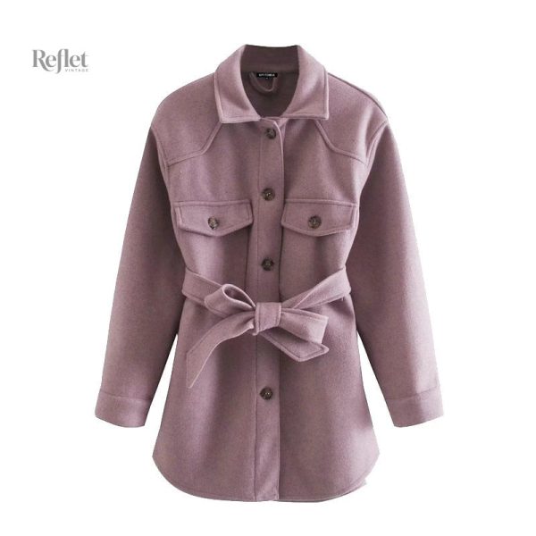 Veste rétro féminine, mélange de sophistication et de confort