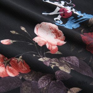 Jupe années 50 avec motifs floraux, idéale pour un look vintage