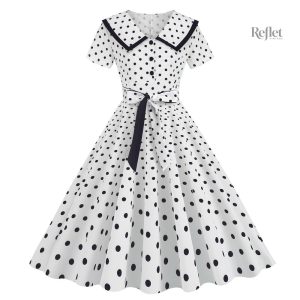 Robe vintage années 60, coupe cintrée et féminine