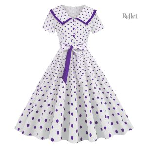 Modèle de robe années 60, couleurs vives et motifs ludiques